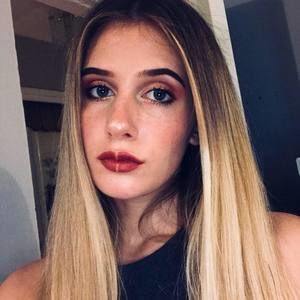 Meet your Posher, Tanya